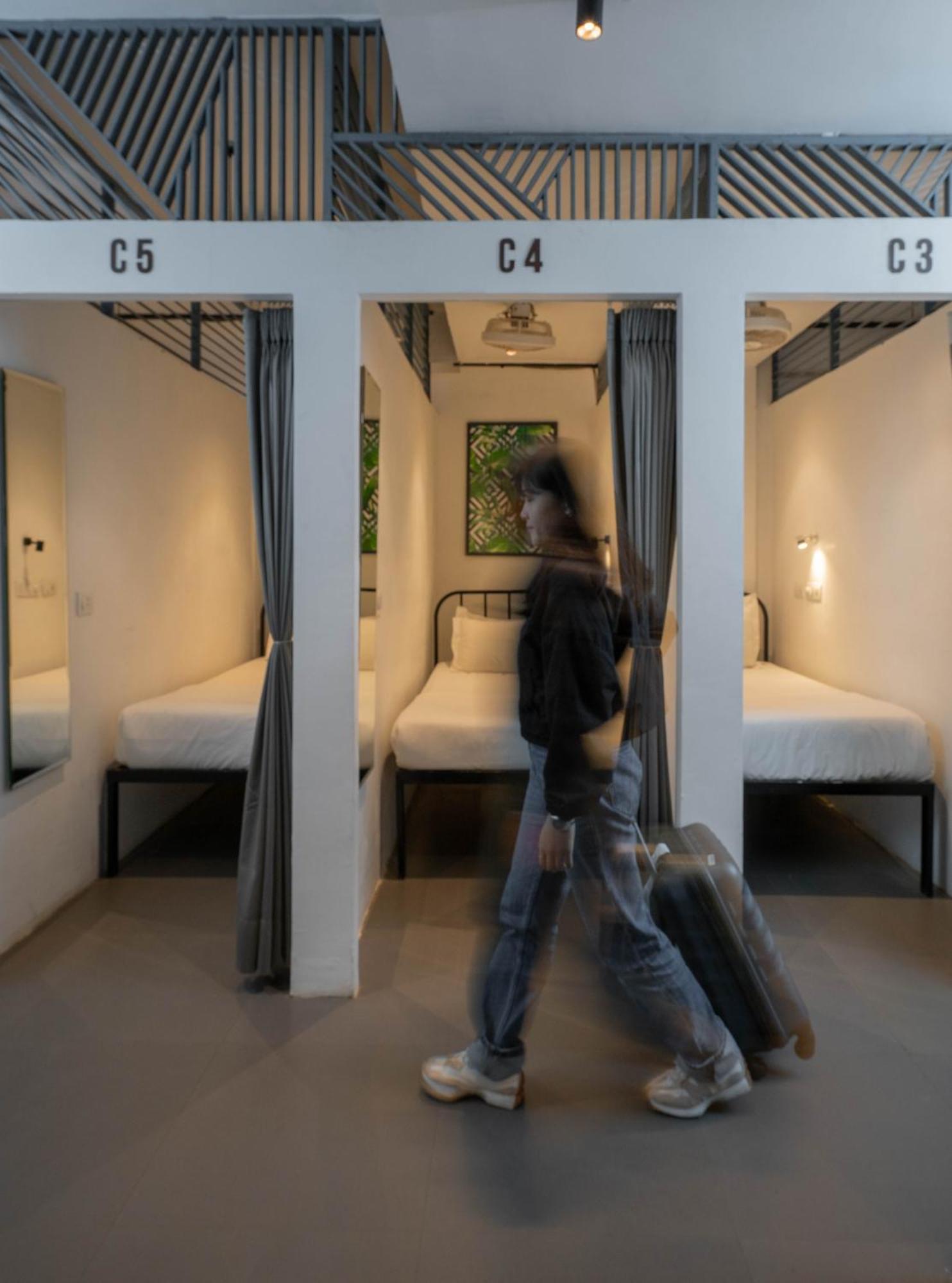 Minimalist Poshtel & Suites Új-Delhi Kültér fotó